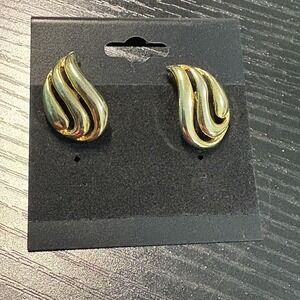 Vintage Gold Swirl Earrings Wave Design 80s Sculptural Post Retro Jewelry